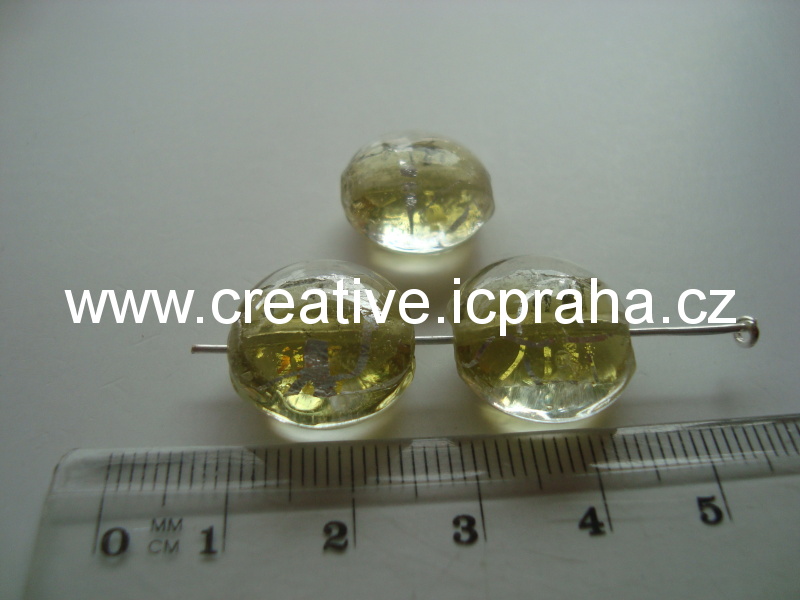 oválek se stříbrnými nitkami 16mm olivine (žluté)